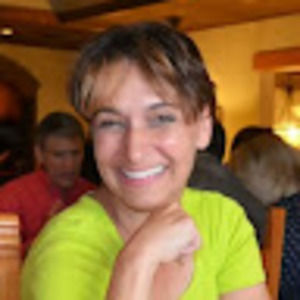 Meet your Posher, Debbie